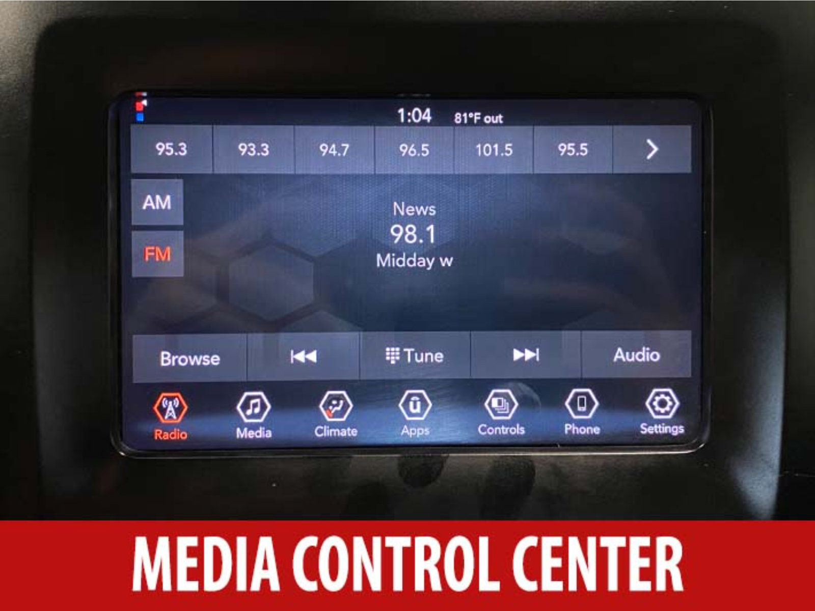 Used 2021 Jeep Cherokee Latitude AWD/4WD image 11