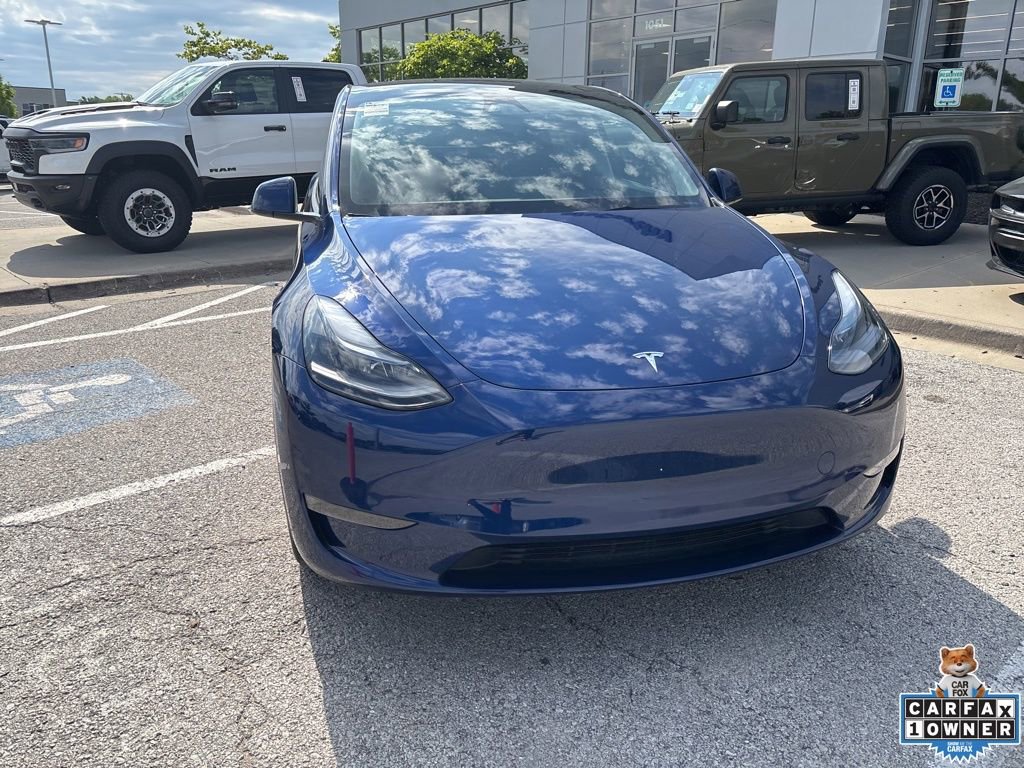 Used 2024 Tesla Model Y Long Range RWD image 9