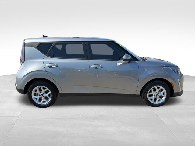 Certified 2024 Kia Soul LX w/ Option Group 015 FWD image 8