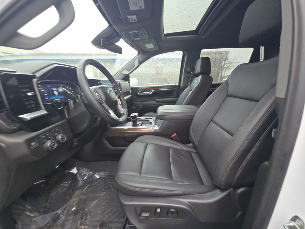 Used 2024 Chevrolet Silverado 1500 RST w/ True North Edition Plus image 16