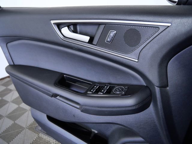 Used 2015 Ford Edge SEL w/ Equipment Group 201A AWD/4WD image 26