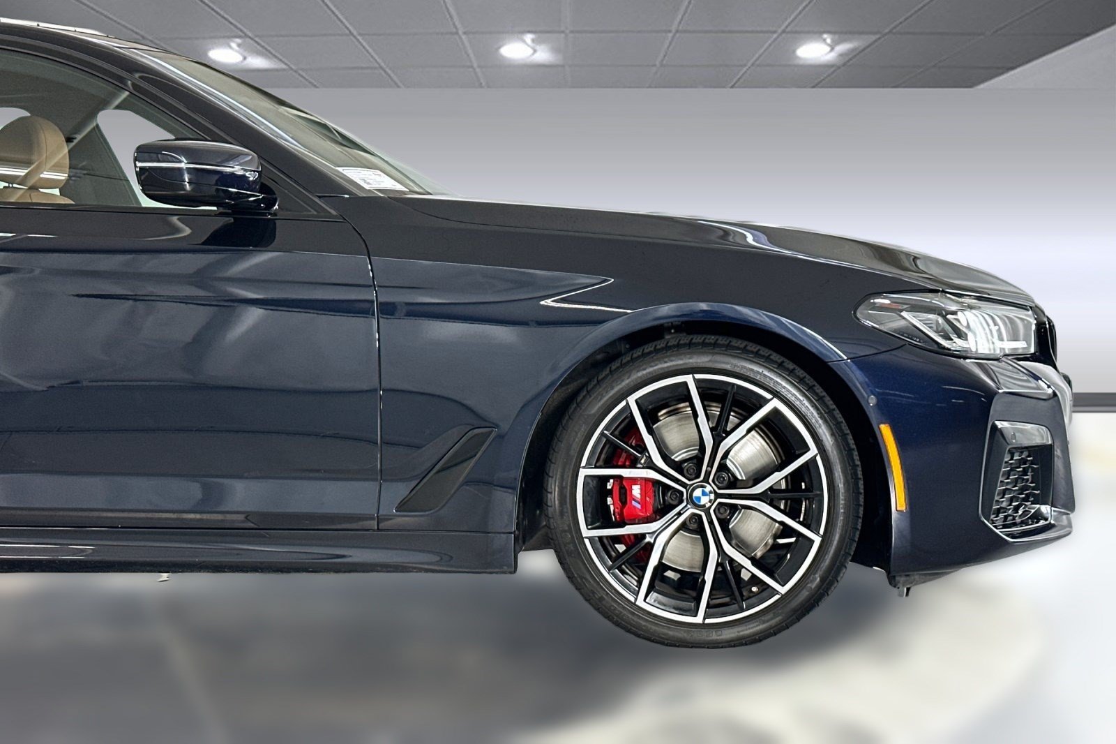 Used 2023 BMW 530i w/ M Sport Package RWD image 35