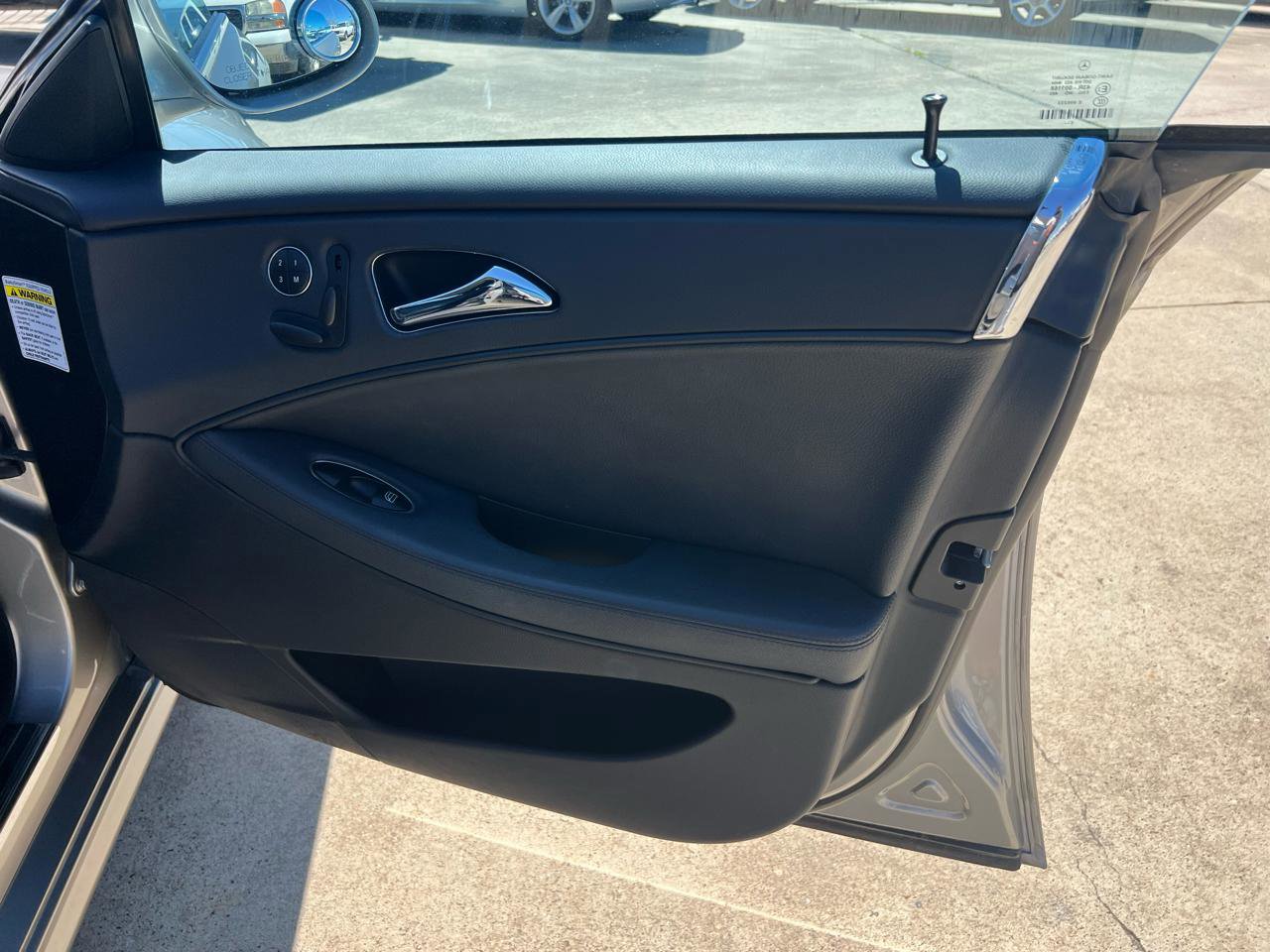 Used 2006 Mercedes-Benz CLS 500 image 26