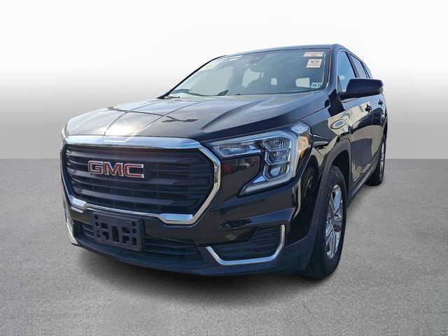 Used 2022 GMC Terrain SLE image 1