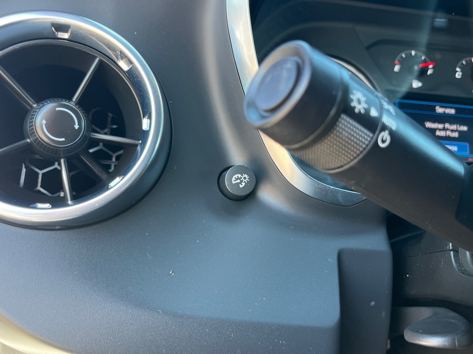 Used 2023 Chevrolet Camaro LT RWD image 28