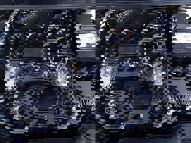 Certified 2025 Toyota Corolla LE image 28