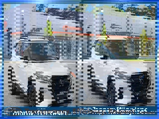Used 2022 Nissan Kicks SR w/ Interior Electronics Package