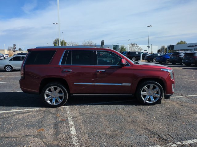 Used 2016 Cadillac Escalade Premium AWD/4WD image 4