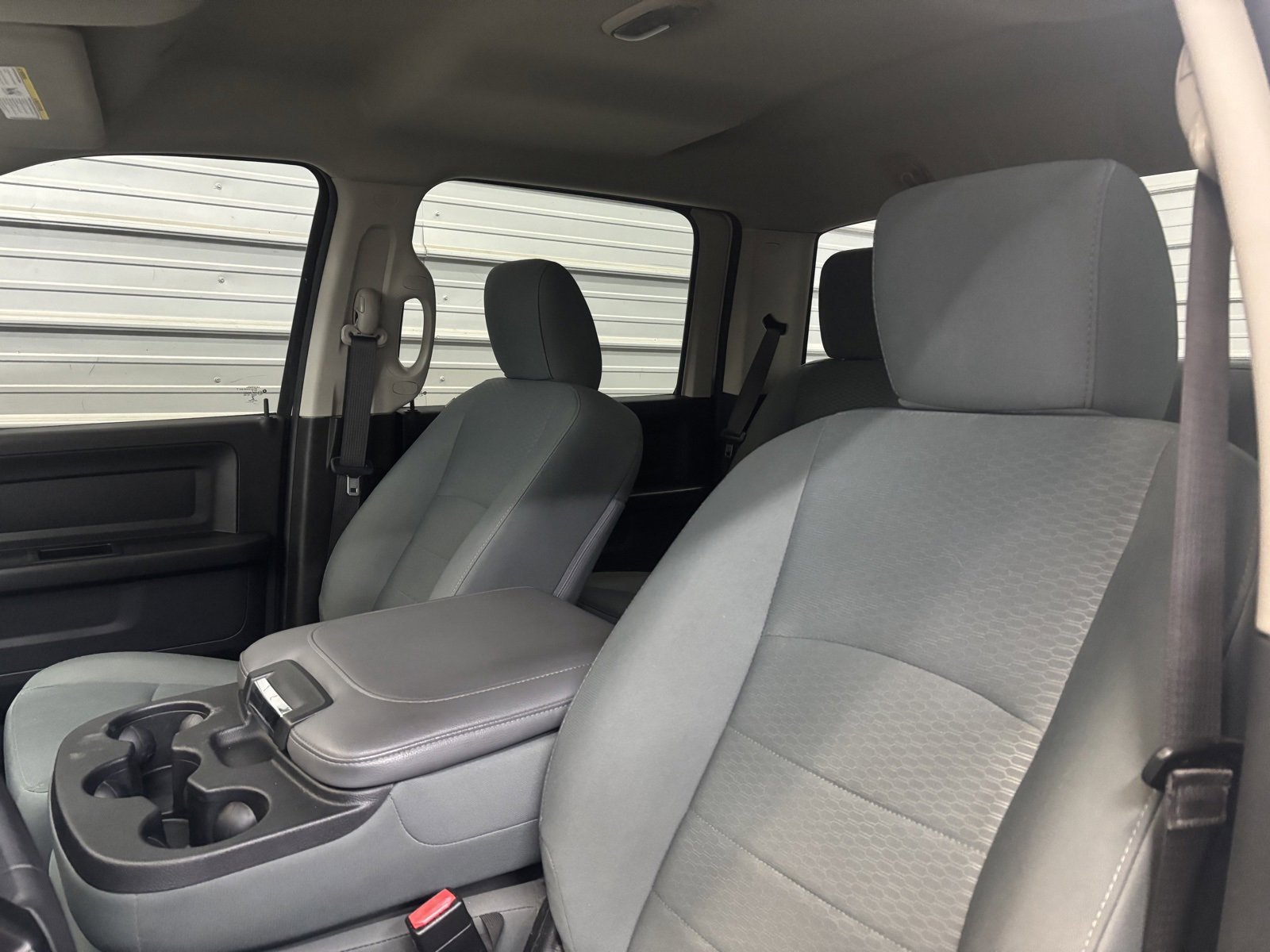 Used 2018 RAM 2500 Tradesman w/ Chrome Appearance Group image 11