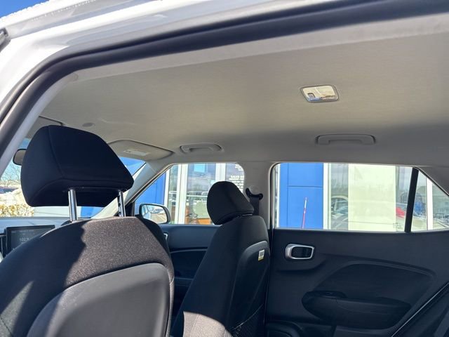 Used 2026 Hyundai Venue SE image 44