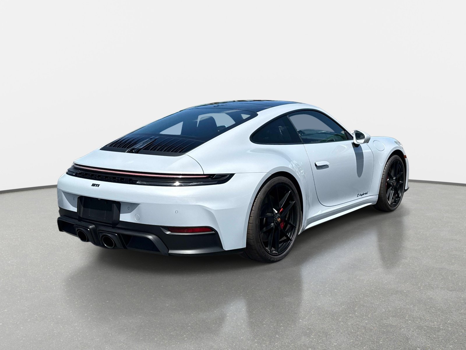 Used 2026 Porsche 911 Carrera 4 GTS AWD/4WD image 3