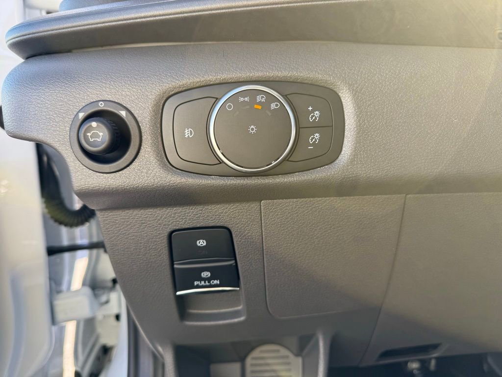 New 2026 Ford Transit 250 148 Medium Roof image 12