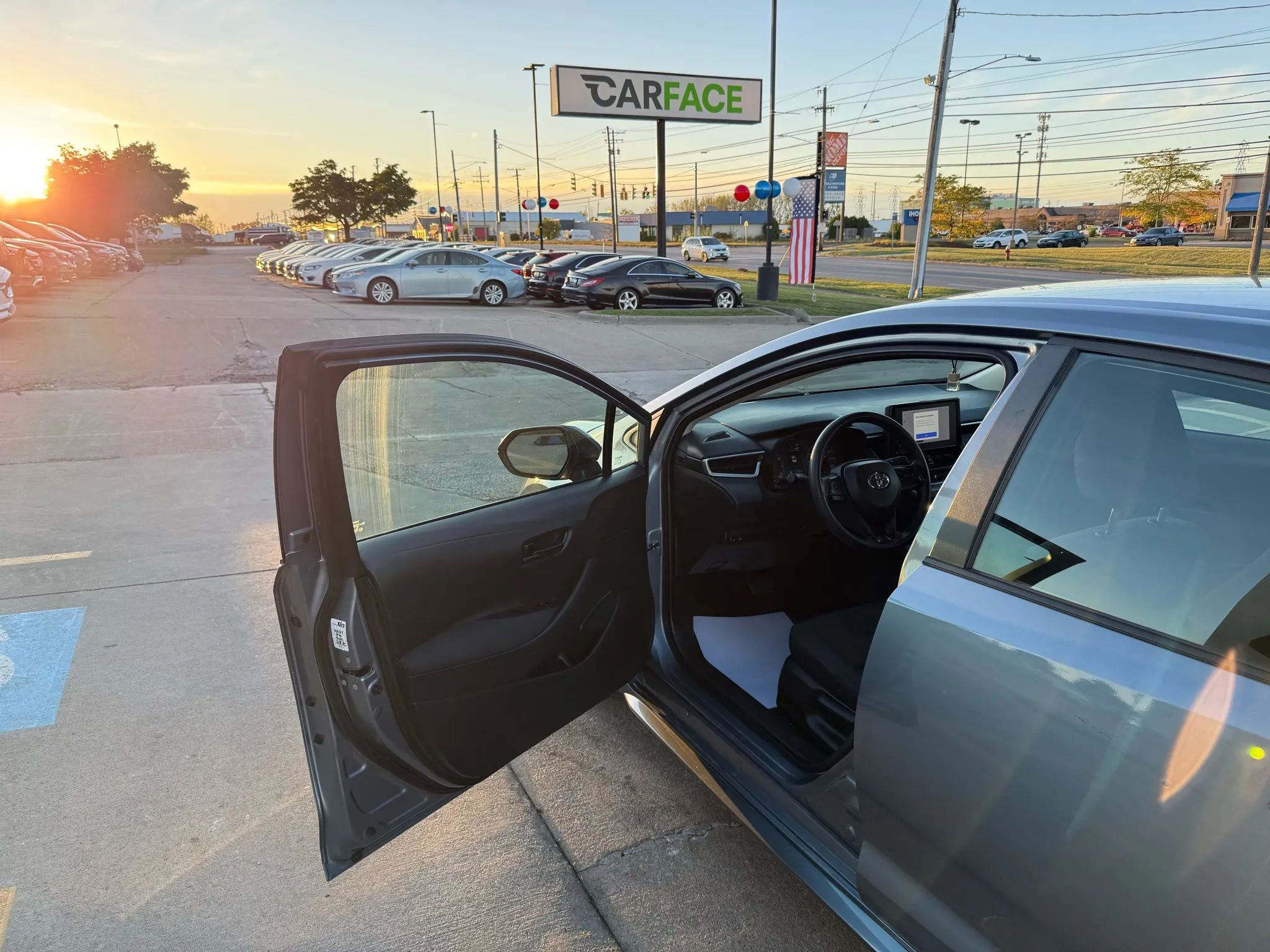 Used 2023 Toyota Corolla LE image 18