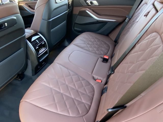 Used 2026 BMW X5 sDrive40i w/ M Sport Package RWD image 16