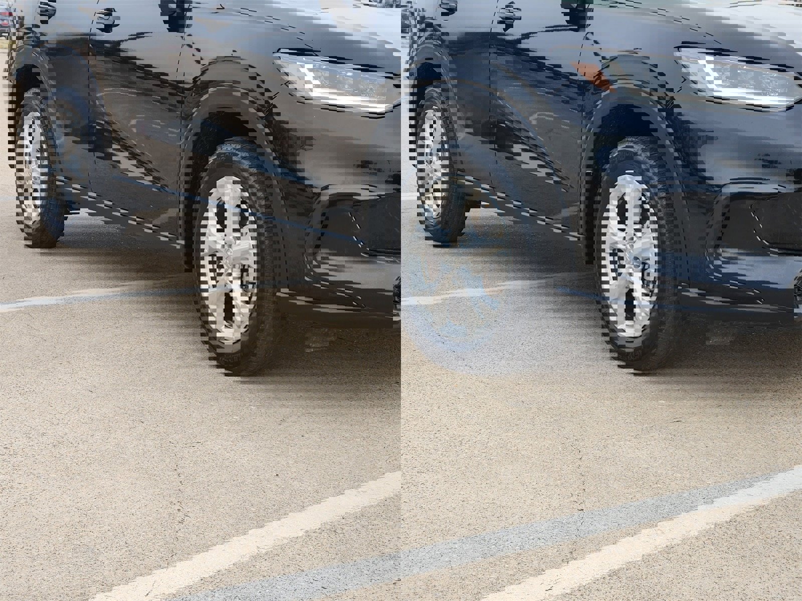 Used 2024 Honda HR-V LX image 11