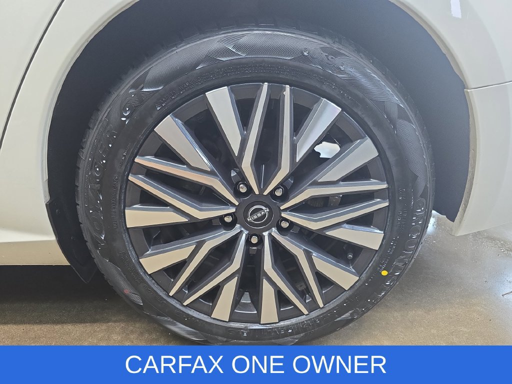 Used 2025 Nissan Altima 2.5 SV FWD image 34