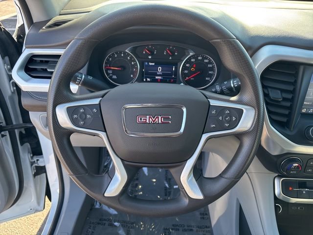 Used 2021 GMC Acadia SLE w/ Driver Convenience Package image 16