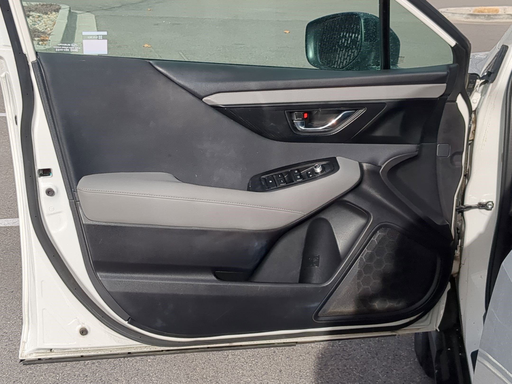 Used 2023 Subaru Outback Premium image 14