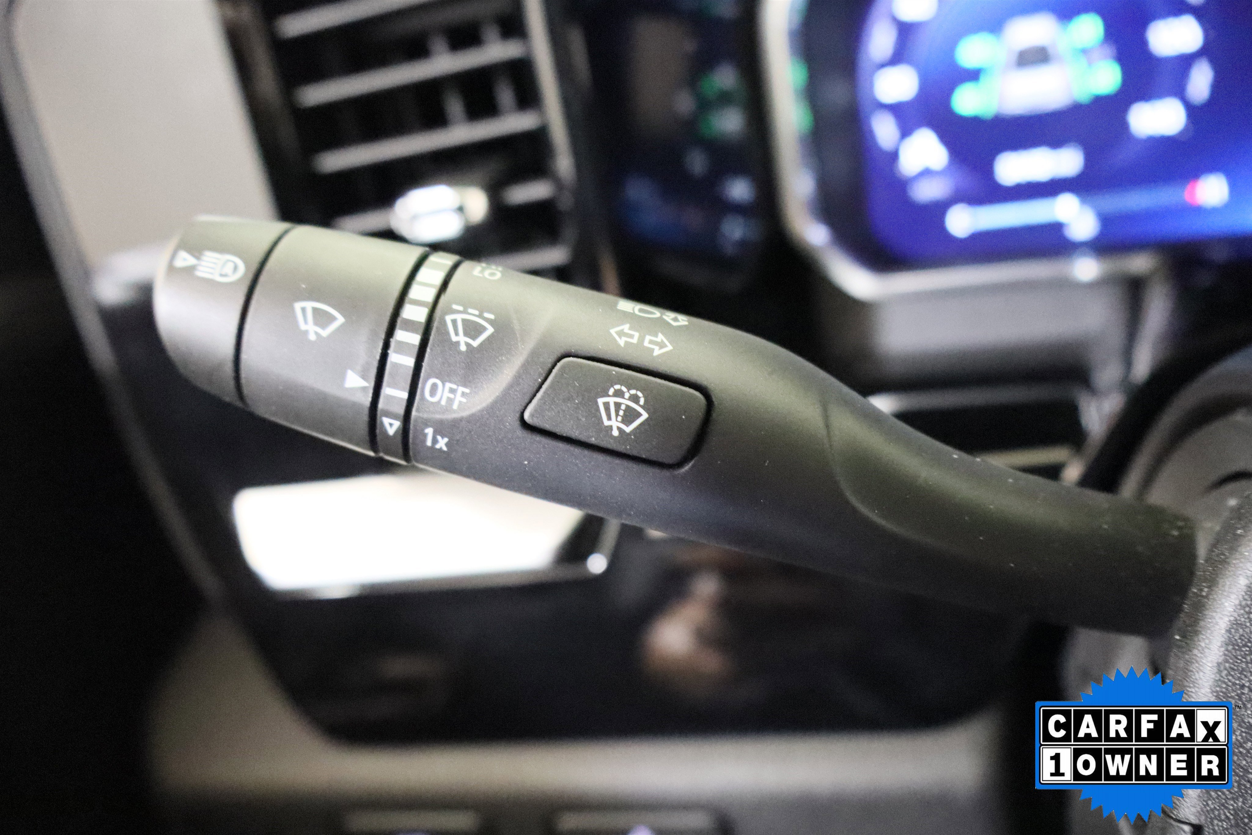 Used 2026 Chevrolet Silverado 1500 LT w/ Leather Package AWD/4WD image 30