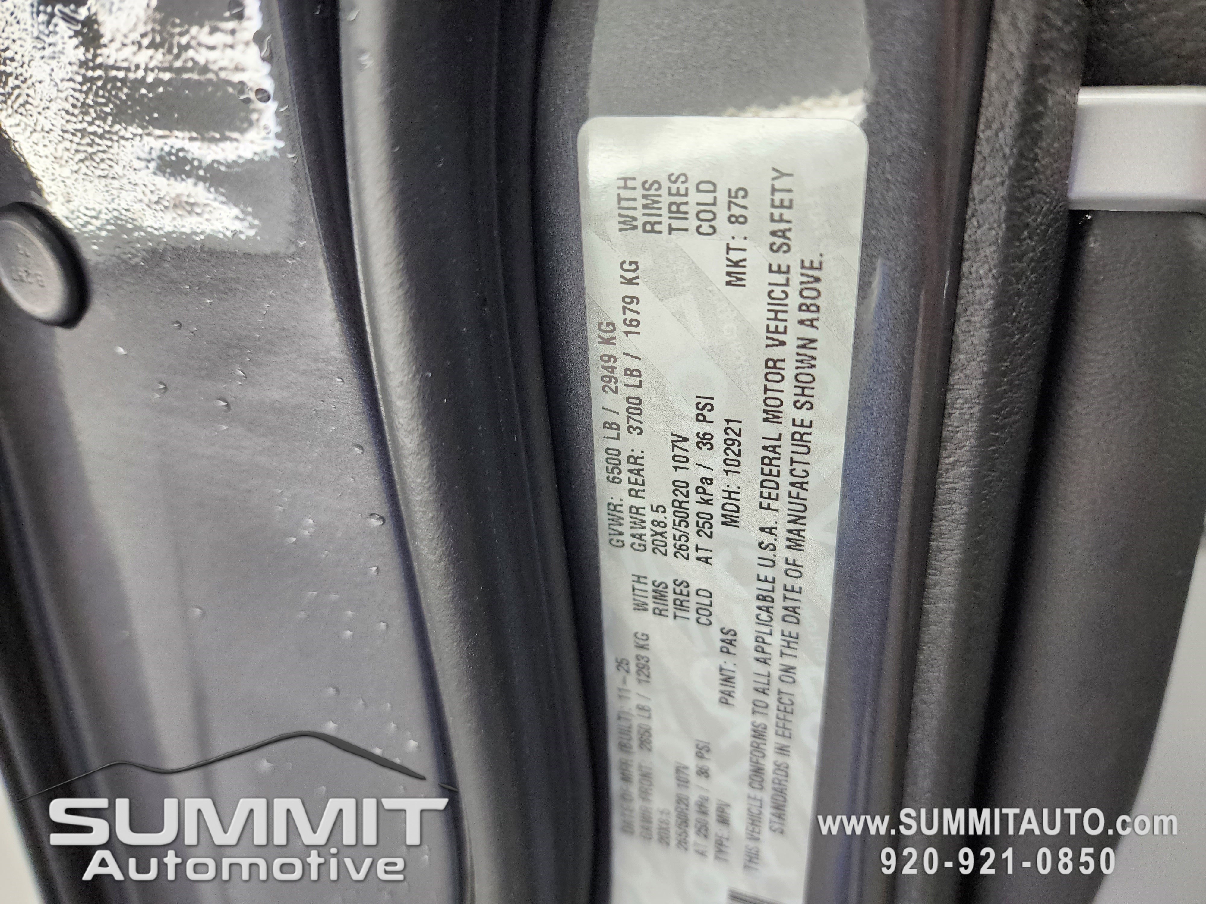 New 2025 Jeep Grand Cherokee L Limited w/ Black Appearance Package image 65