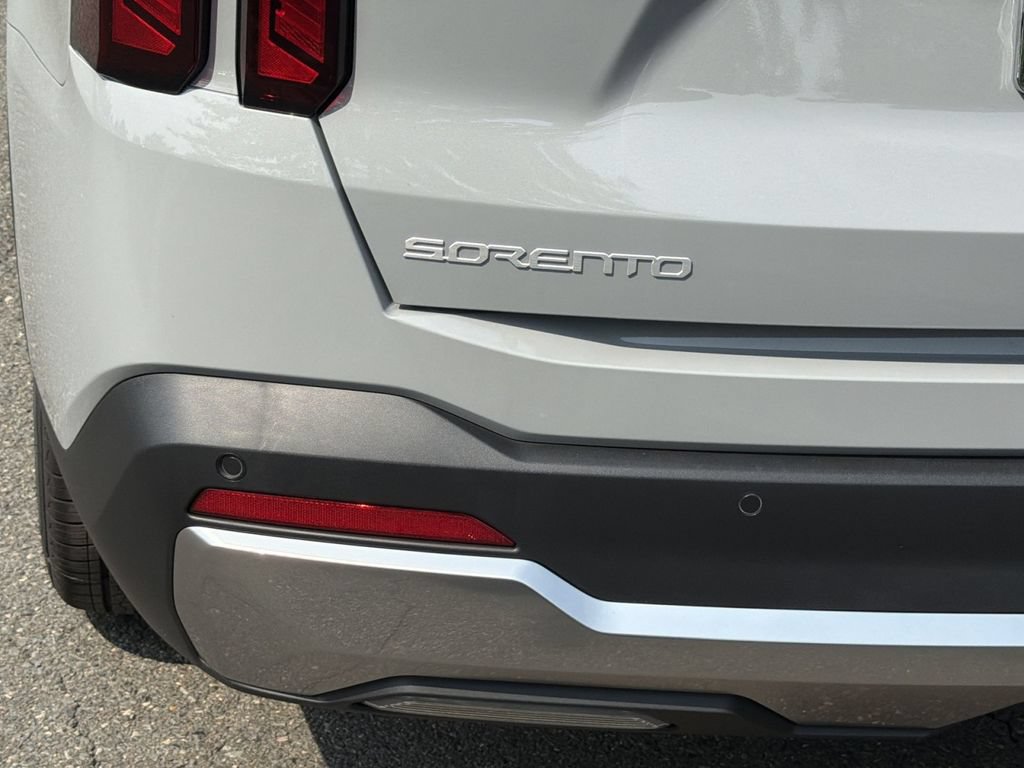 New 2026 Kia Sorento S FWD image 18