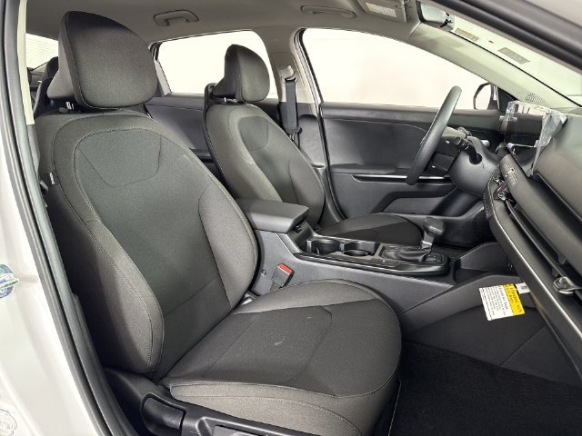 New 2026 Kia K4 FWD image 23