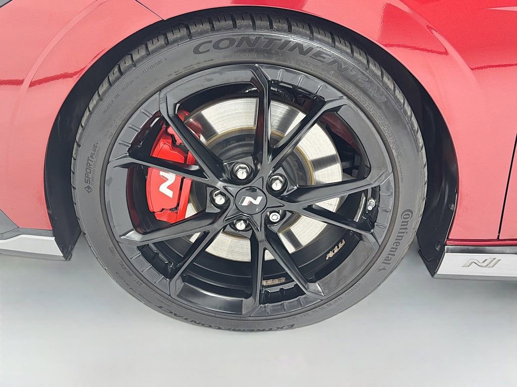 Used 2024 Hyundai Elantra N image 35