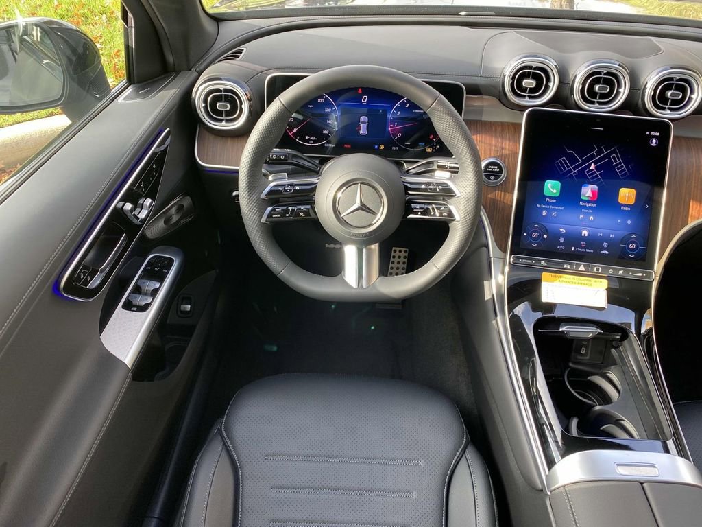 Certified 2025 Mercedes-Benz GLC 300 4MATIC image 23