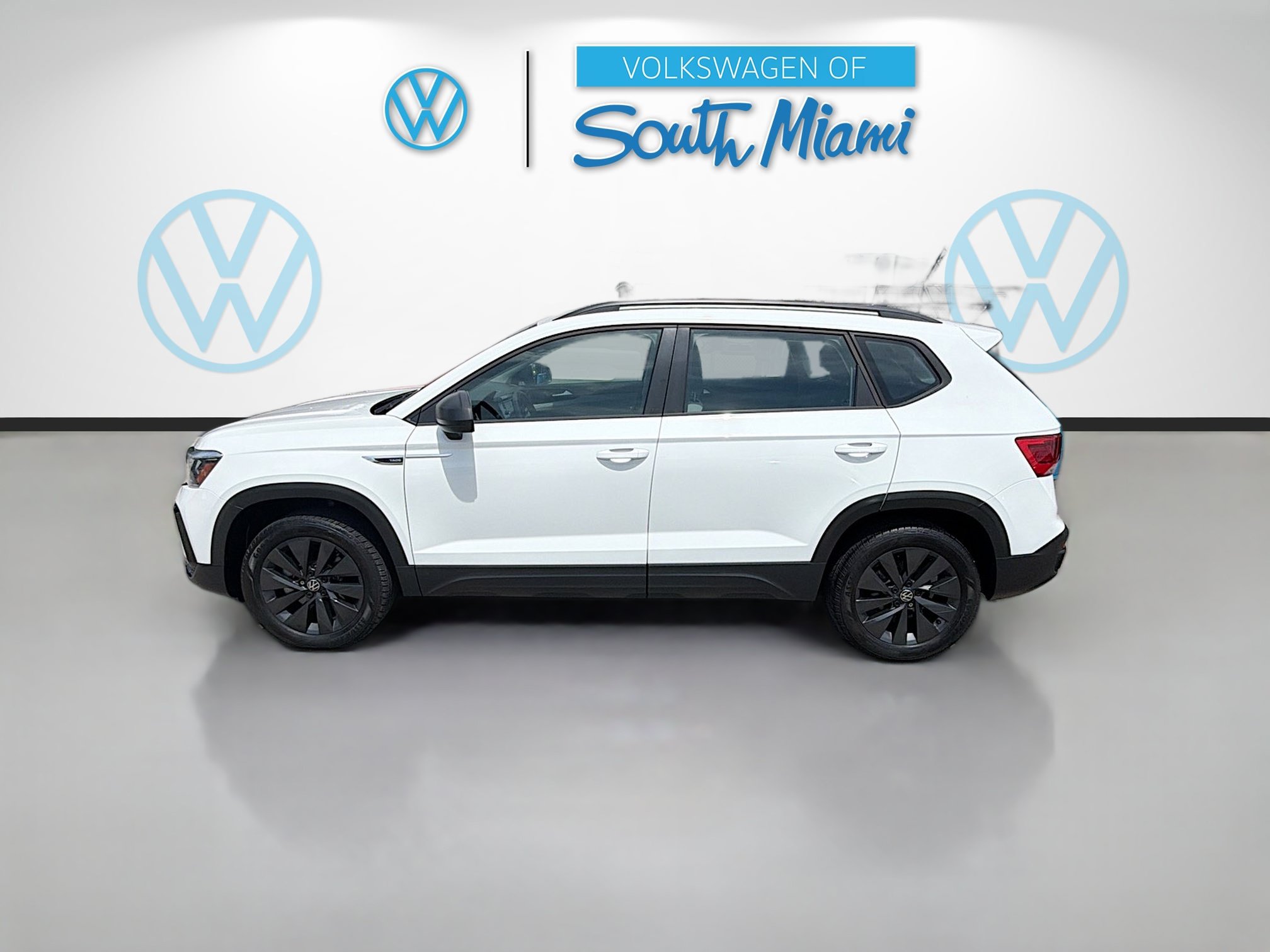 Certified 2023 Volkswagen Taos S FWD image 4