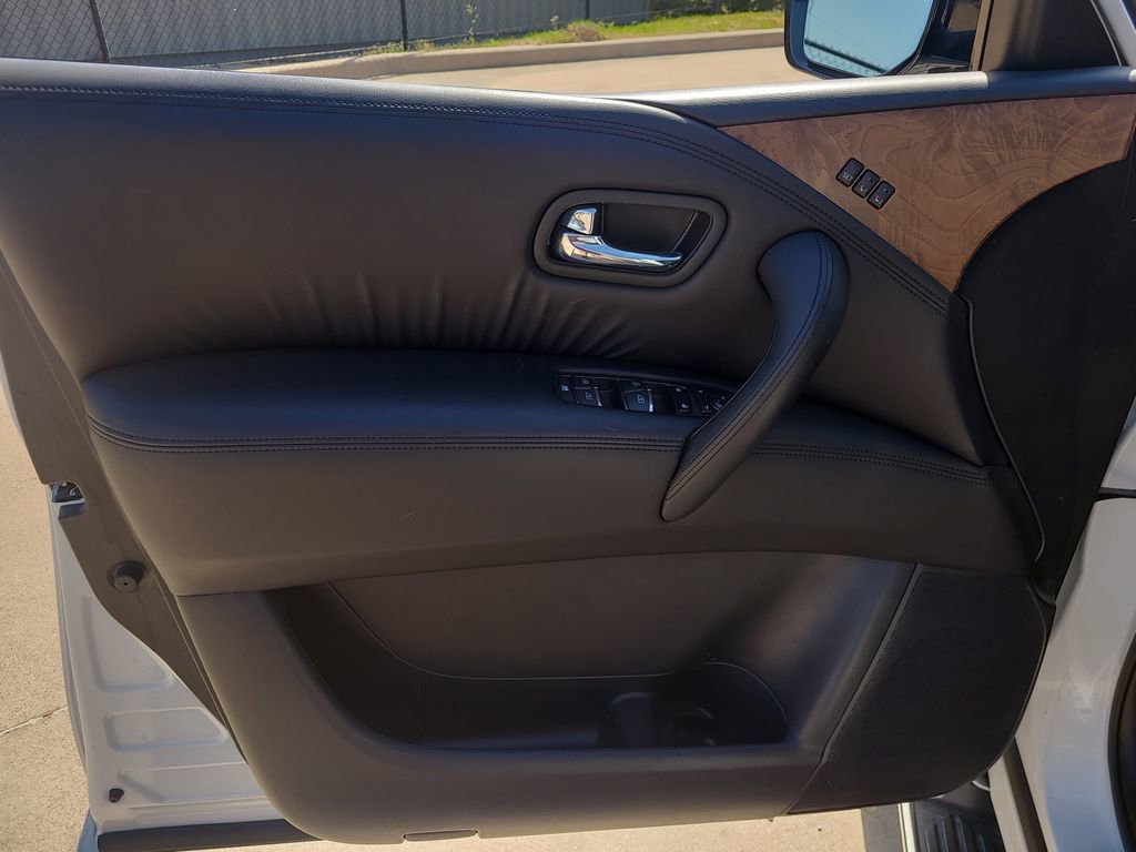 Certified 2023 Nissan Armada SL w/ Captain's Chairs Package image 17