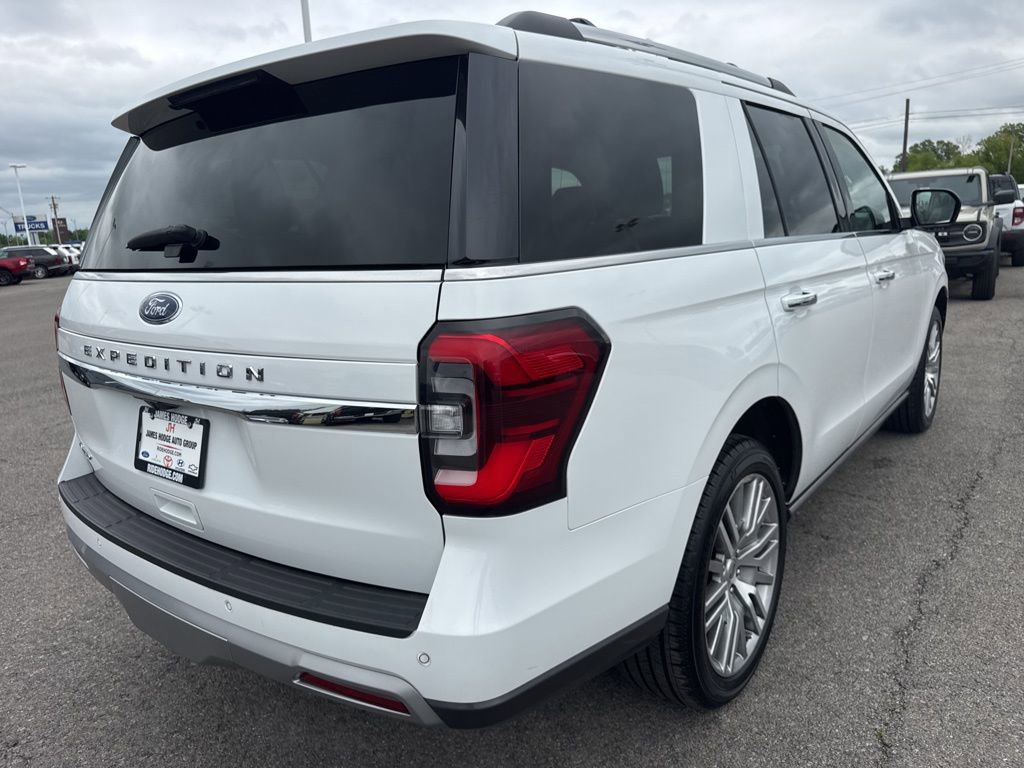 Used 2024 Ford Expedition Limited image 7