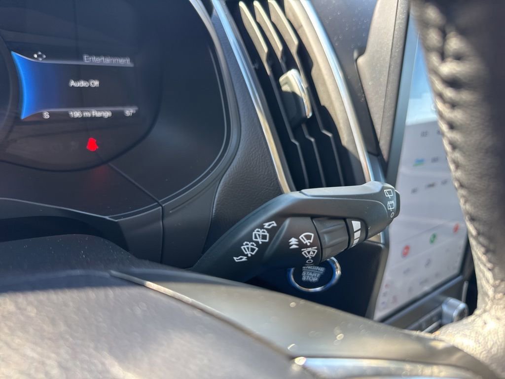 Used 2024 Ford Edge Titanium image 15