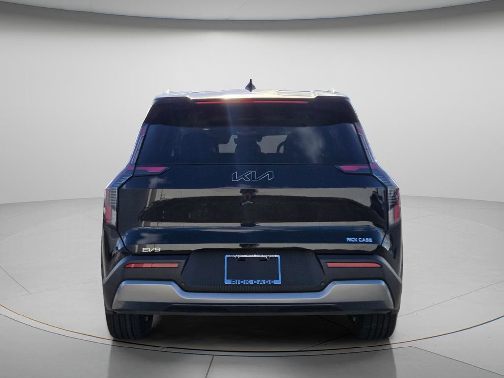 New 2026 Kia EV9 Wind AWD/4WD image 4