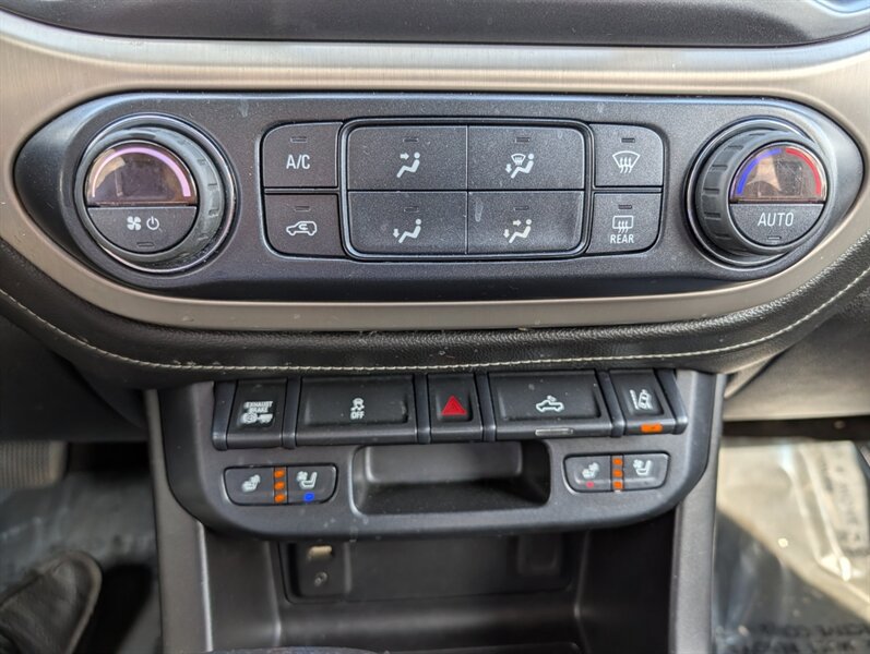 Used 2018 GMC Canyon Denali AWD/4WD image 12