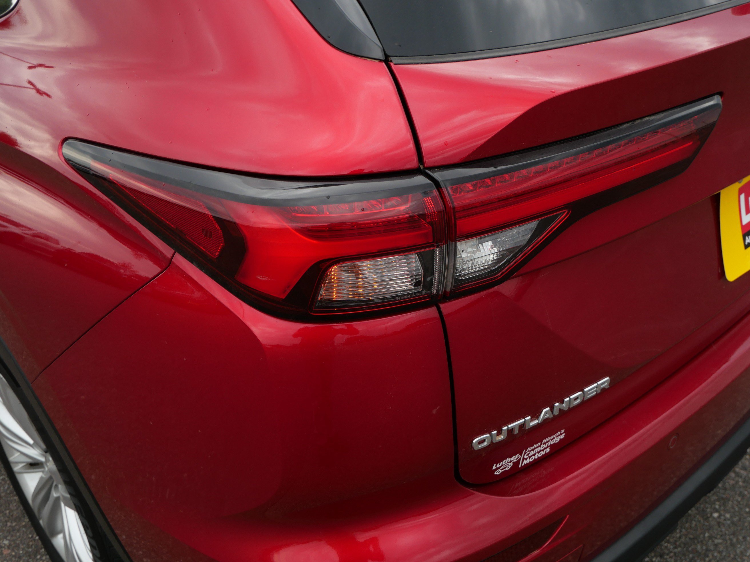 Used 2022 Mitsubishi Outlander ES AWD/4WD image 17