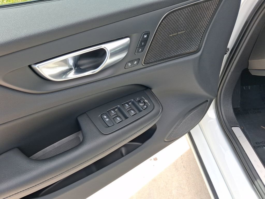 Used 2024 Volvo S60 B5 Plus AWD/4WD image 15