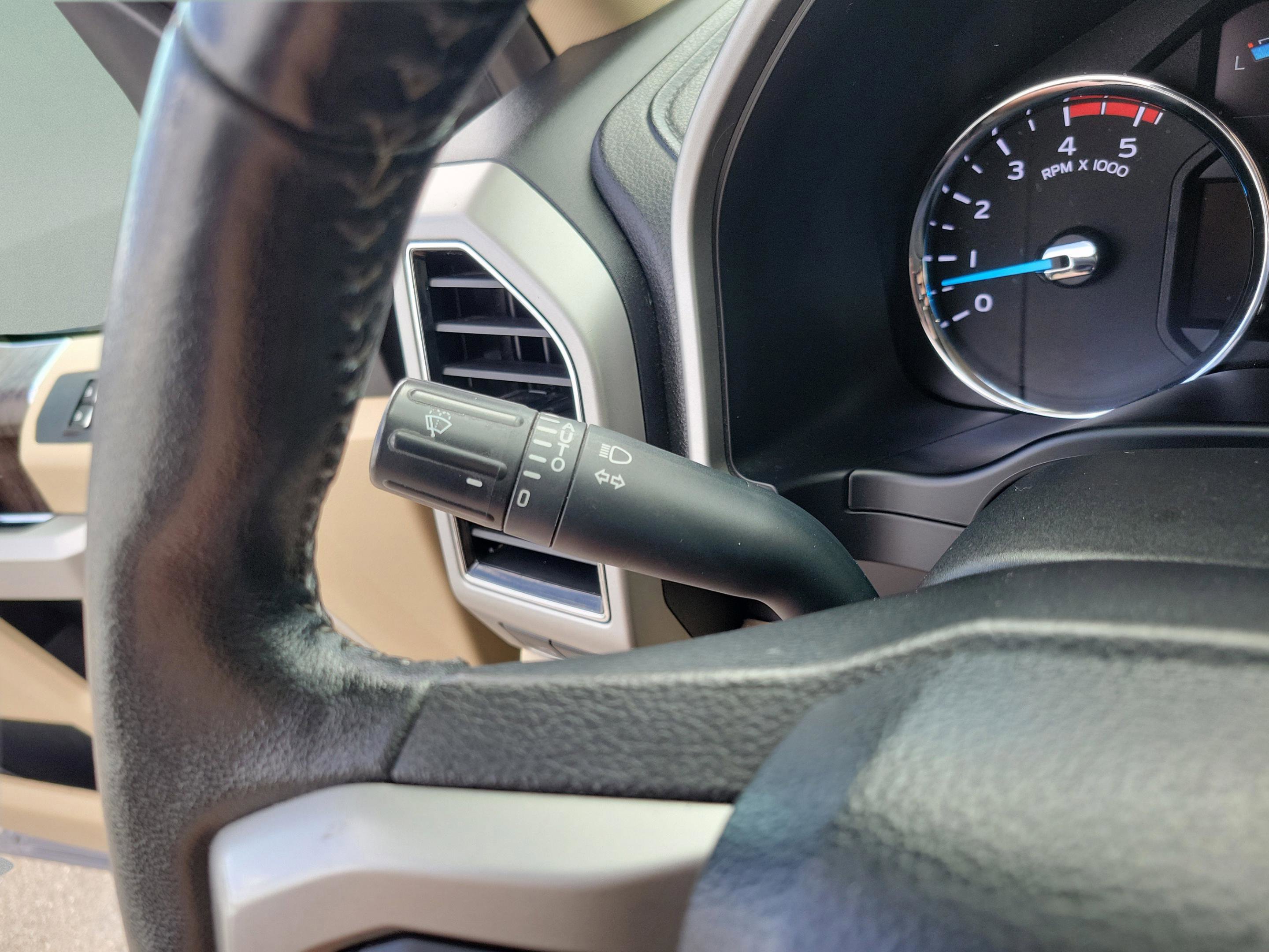 Used 2019 Ford F250 Lariat w/ Lariat Ultimate Package AWD/4WD image 24