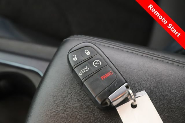 Used 2015 Chrysler 200 S w/ Comfort Group image 3