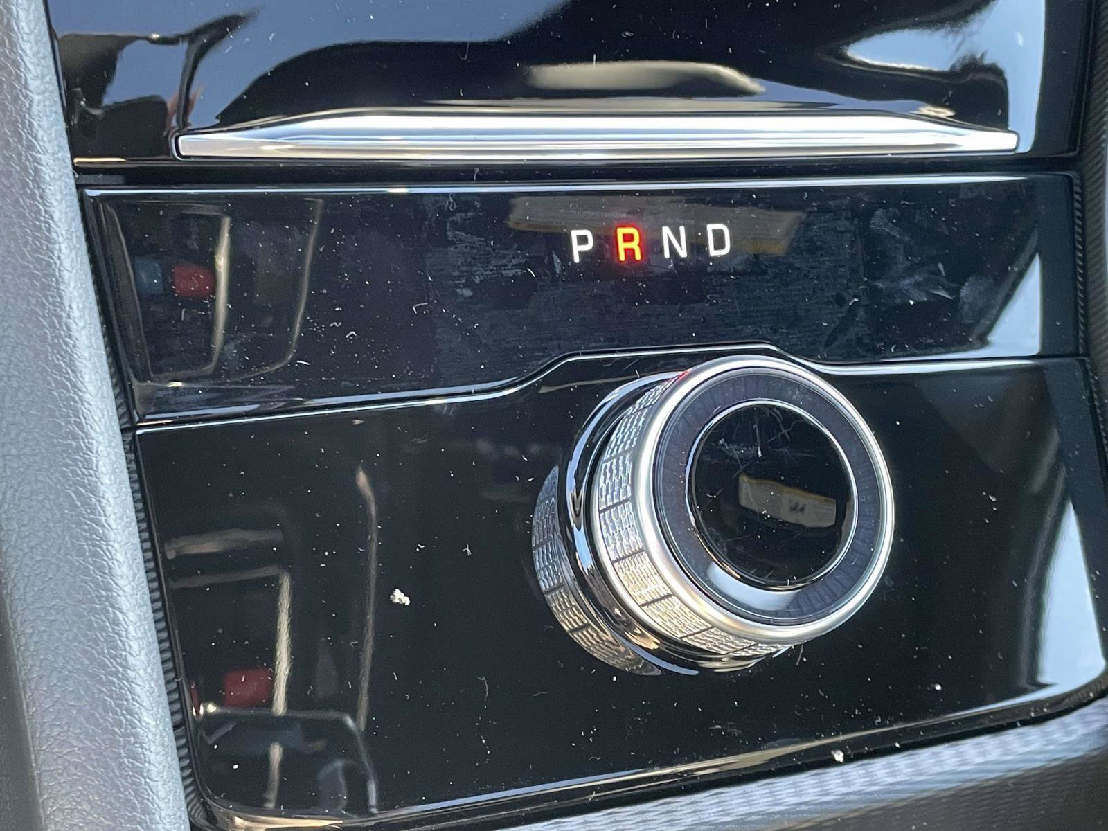 New 2025 Jeep Grand Cherokee Altitude image 4