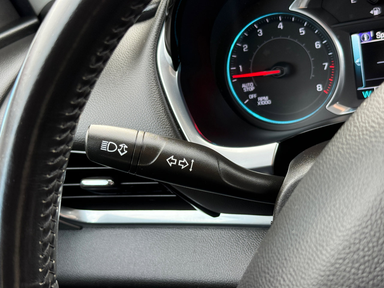 Used 2019 Chevrolet Traverse LT image 74