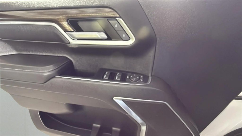 Used 2022 Chevrolet Silverado 1500 LT image 25