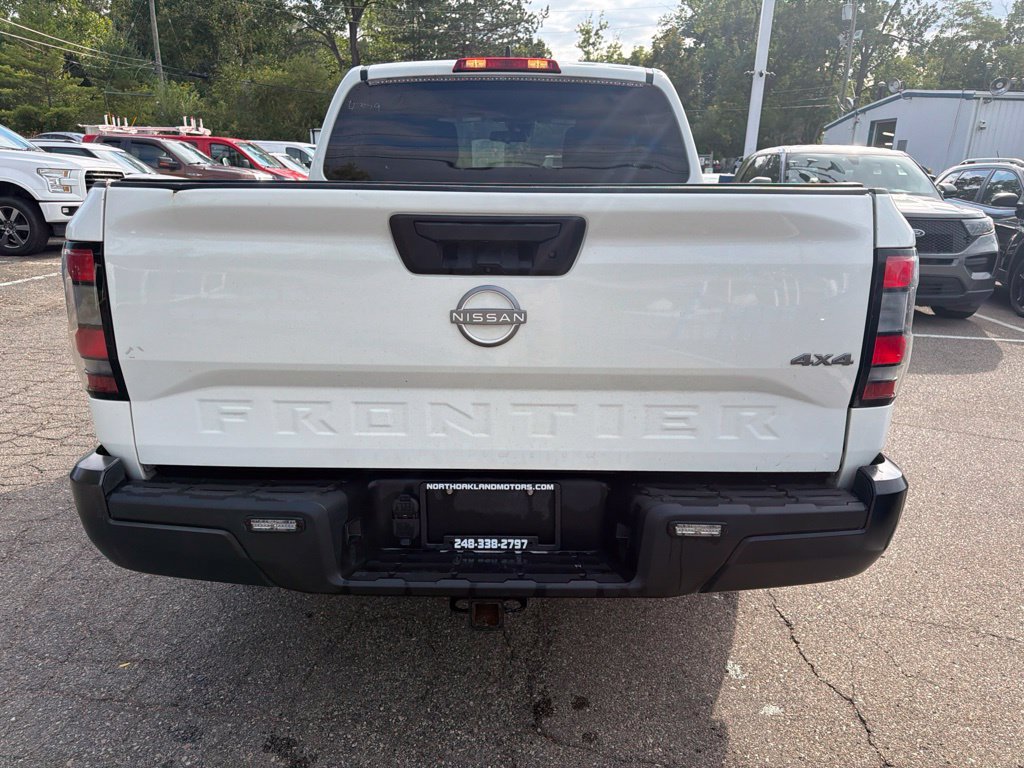 Used 2024 Nissan Frontier S w/ S Utility Package AWD/4WD image 6