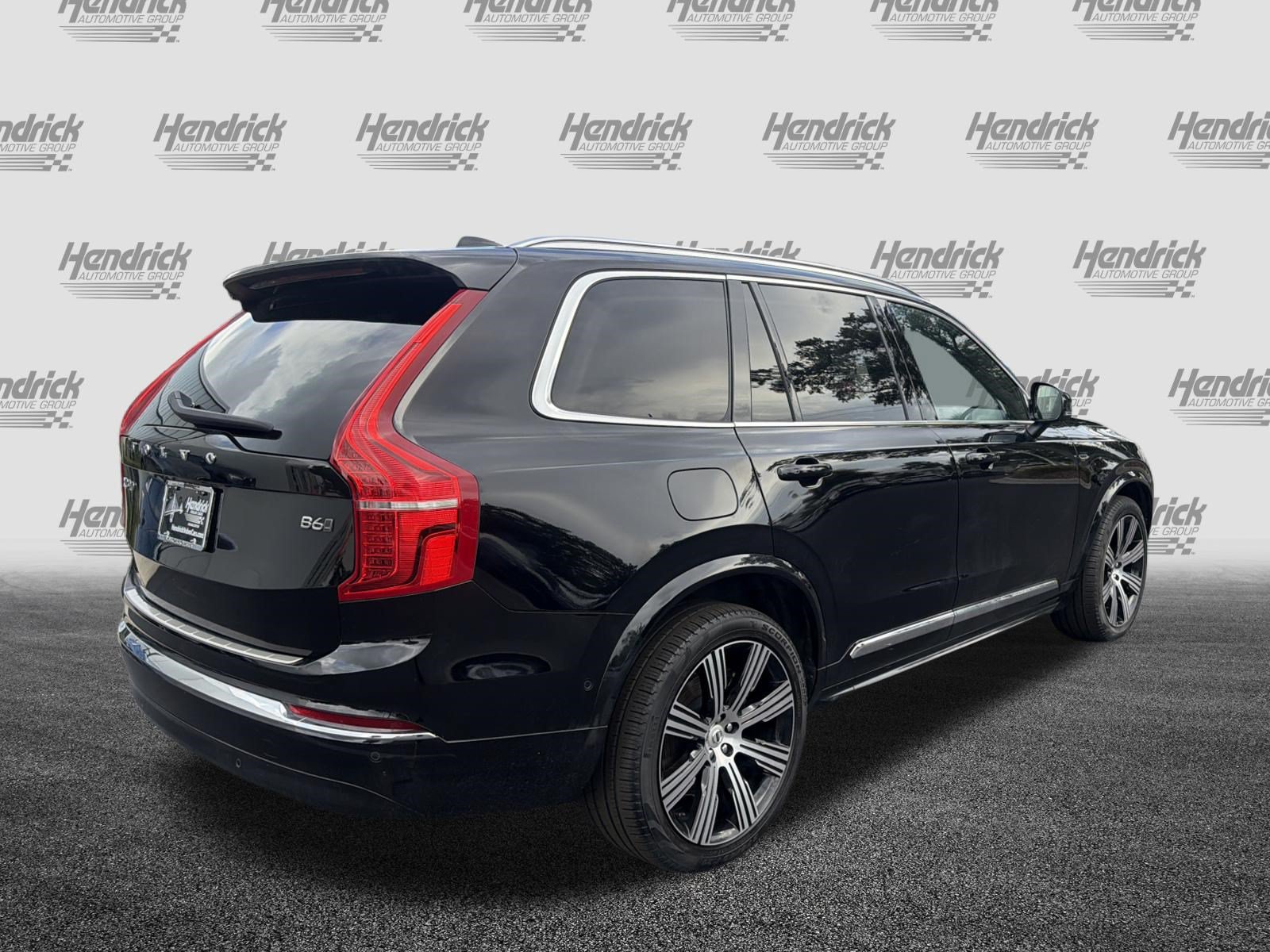 Certified 2023 Volvo XC90 B6 Ultimate w/ Lounge Package AWD/4WD image 10