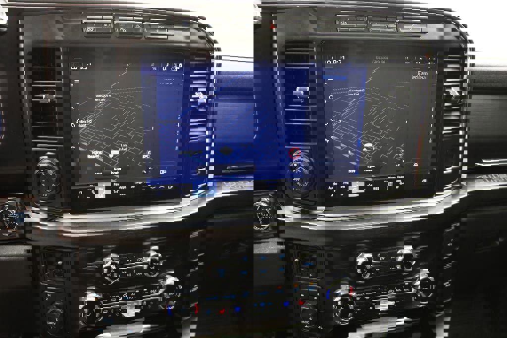 Used 2023 Ford F250 Lariat w/ Lariat Ultimate Package image 30