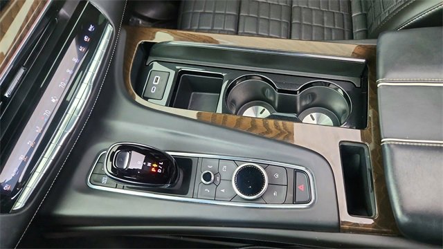 Used 2023 Cadillac Escalade ESV Sport Platinum w/ LPO, ONYX Package image 59