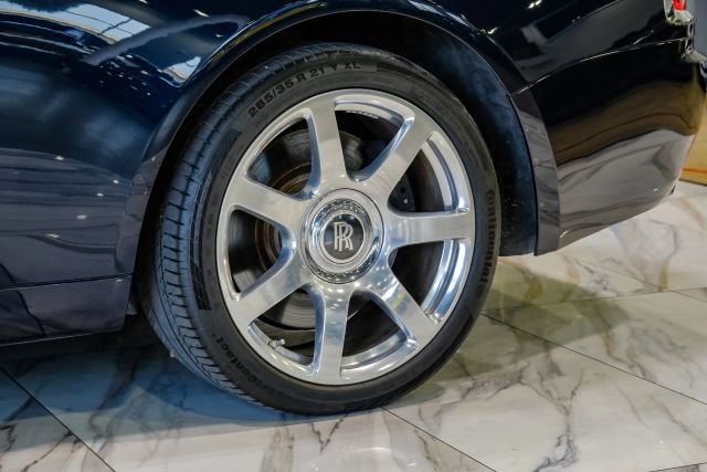 Used 2017 Rolls-Royce Wraith RWD image 87