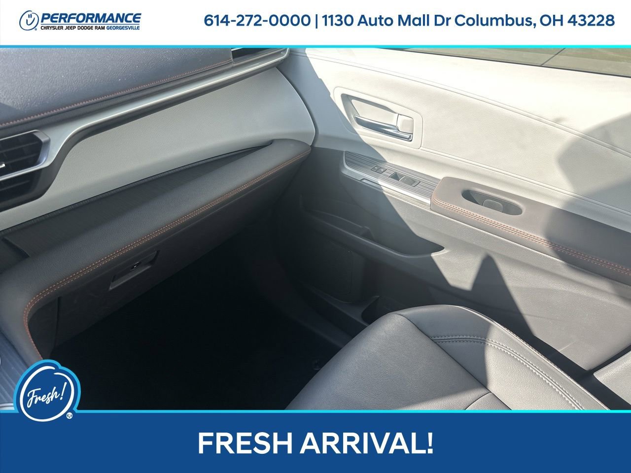 Used 2024 Toyota Sienna XSE image 20