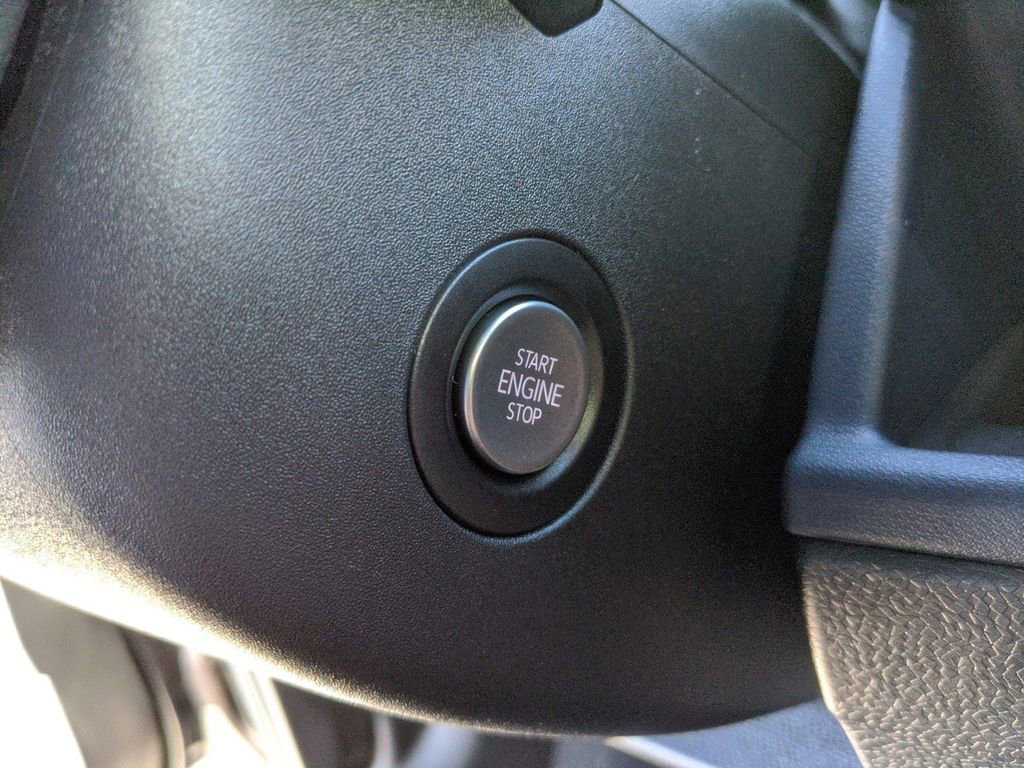 New 2025 Volkswagen ID. Buzz Pro S image 38