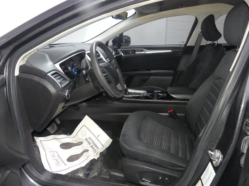Used 2016 Ford Fusion SE image 21