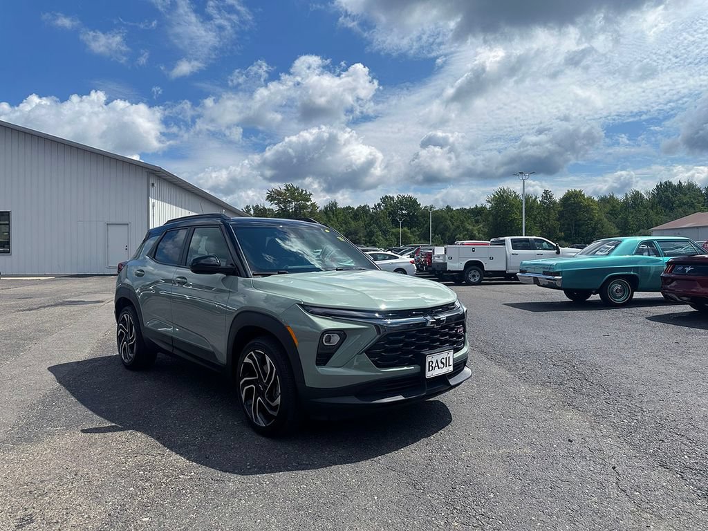 Used 2024 Chevrolet TrailBlazer RS w/ Convenience Package AWD/4WD image 40